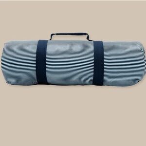 Southern Tide Clearwater Blue Spring Break Beach Blanket